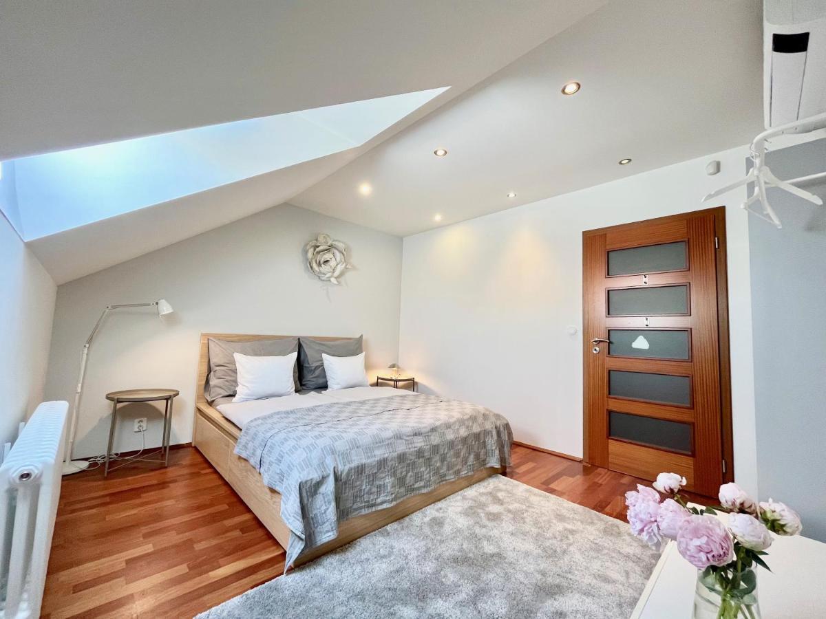 Luxury Penthouse Apartment Praga Exterior foto